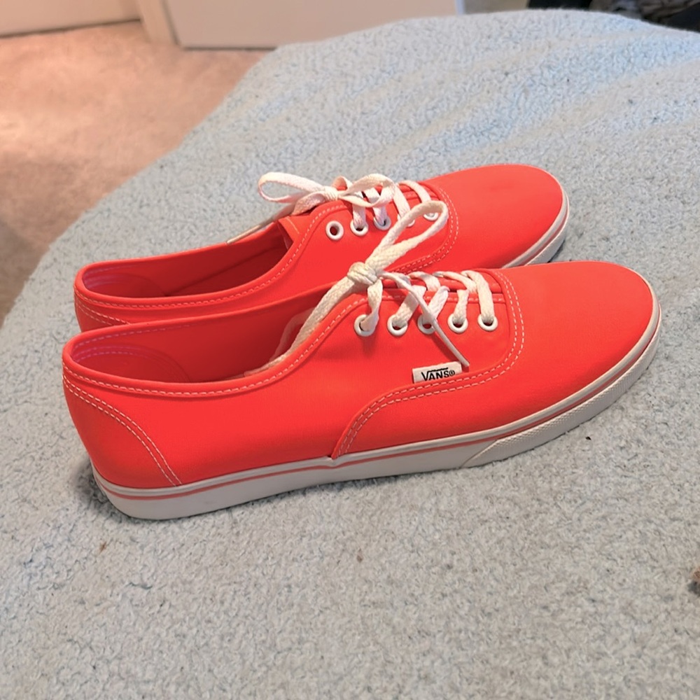 Brand New Vans (Bright Pink) Womens